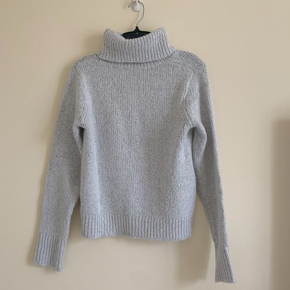 ☁️Brandy Melville Grey Turtleneck☁️ - Picture 2 of 4